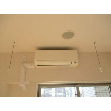 ★室内物干しフック／エアコン★