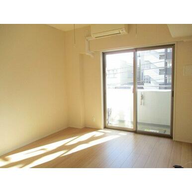 ★洋室７．８帖★