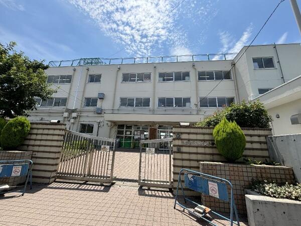 アットホーム】世田谷区 弦巻1丁目 (桜新町駅 ) 地上2階地下1 アットホーム】世田谷区 弦巻1丁目 (桜新町駅 ) 地上2階地下1