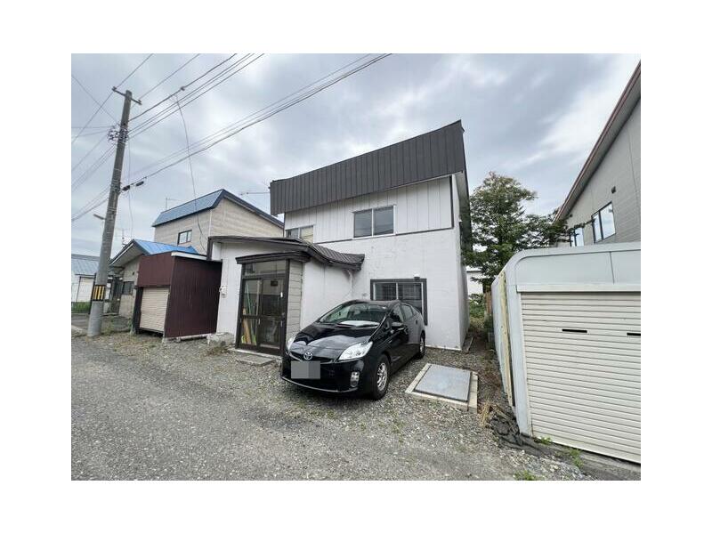 Iwamizawa City, Kitamotocho Higashi 1-chome (Iwamizawa Station) 2-story 5LDK