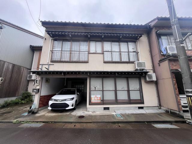 Cheap house for sale in Oyabe, Toyama