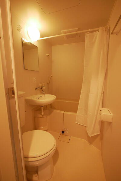 アットホーム サンパレス新宿 6階 ワンルーム 提供元 三井不動産リアルティ 株 新宿賃貸センター 三井のリハウス 新宿 区の賃貸マンション