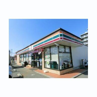 セブンイレブン柏の葉キャンパス店 距離:760m