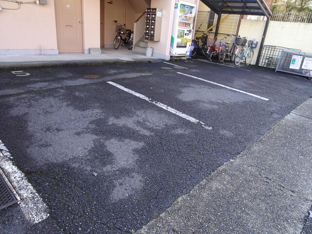 アットホーム 大津市 本宮２丁目 膳所駅 の駐車場 提供元 ハウスマイル 株 ｒａｐｐｏｒｔｉ 大津市の貸駐車場