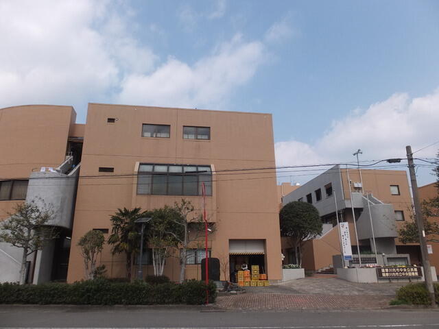 アットホーム ラフィーネもり １０１ ２ｌｄｋ 提供元 有 マルゼン商事 薩摩川内市の賃貸アパート