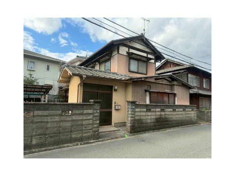 2-story building 4DK in Shiocho 2-chome, Takehara City (Takehara Station) - 980,000 yen