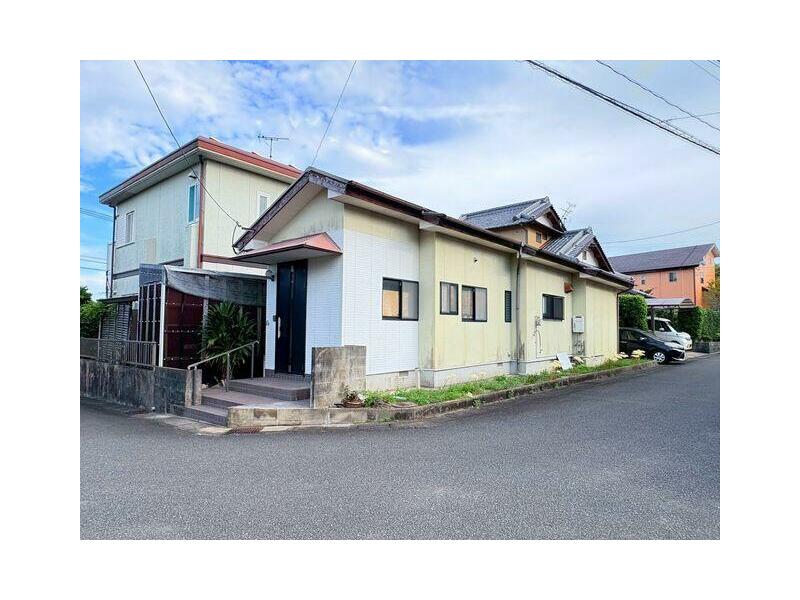 Miyazaki City, Higashimiya 1-chome (Minakata Station) Single-story building 1DK