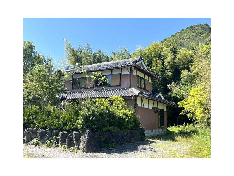 2F 8SDK, 2F, Kotari, Kasuga-cho, Tamba-shi, Tamba (Ichijima Sta.)

2,000,000 yen