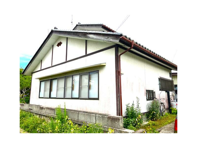 Kōriyama City, Tamura Town, Iwasaku, Kobito Town (Iwashiro Moriyama Station) 2-story 7DK