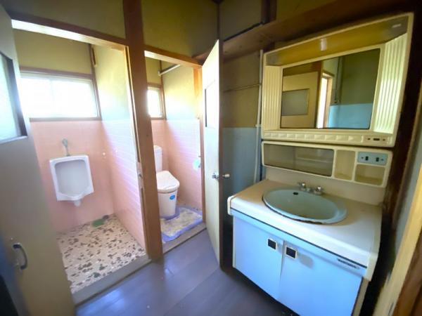 アットホーム】常滑市 多屋字茨廻間 （多屋駅 ） 平屋建 6DK