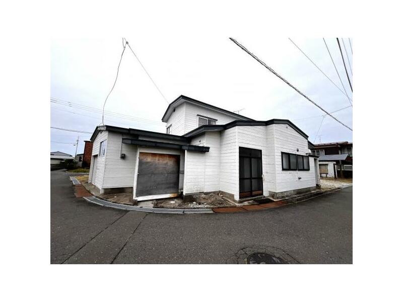 Noshiro City, Jizai, Junen (Noshiro Station) 2-story 5K