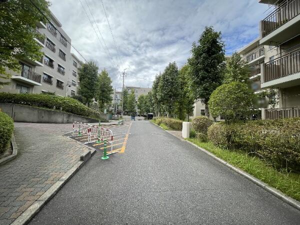 アットホーム】平城朱雀第一住宅18号棟 3階 3LDK
