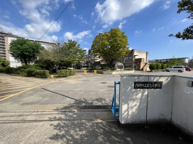 アットホーム キングスコート東岡崎 8階 ４ｌｄｋ 岡崎市の中古マンション マンション購入の情報