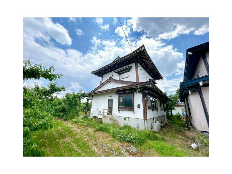 Higashine City, Oaza Niguchi (Rankawa Station) 2-story building 6DK