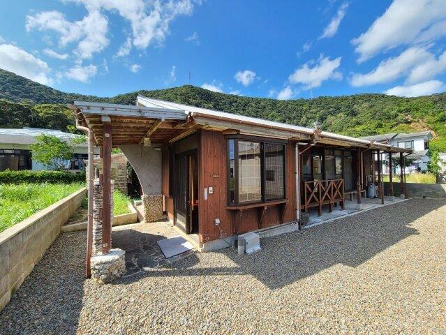 【中古】奄美大島に於ける「家人」の研究(他、大島郡状態書、封建治下に於ける奄美大島の農業、二編) 鹿児島県／2つある世界自然遺産 屋久島 奄美大島・徳之島ガイドブック