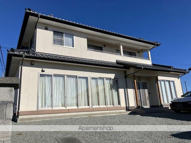 能登町　鉄骨3階建倉庫　賃貸　別荘として　約90坪　建物合計500m2 令和6年能登半島地震」災害復旧支援者用宿所としてPACOを40棟納品