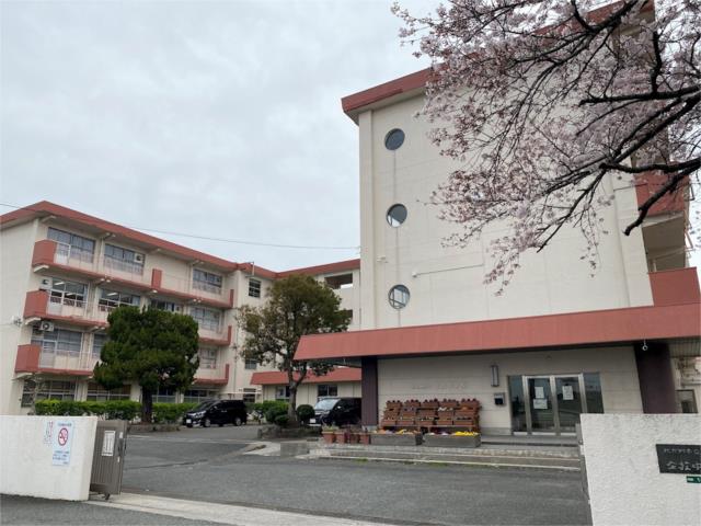 アットホーム 北九州市小倉南区 若園2丁目 城野駅 2階建 3sldk 北九州市小倉南区の中古一戸建て 提供元 株 アンサー倶楽部 小倉南店 一軒家 家の購入 アットホーム 北九州市小倉南区 若園2丁目 城野駅 2階建 3sldk 北九州市小倉南区の中古一戸建て 提供元 株 アンサー倶楽部 小倉南店 一軒家 家の購入