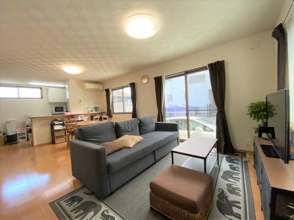 アットホーム ８ ８帖の小屋裏空間に２０帖越リビング 車３台可能な築浅住宅 桜ヶ丘 ３ｓｌｄｋ 1062257548 仙台市青葉区の中古一戸建て 提供元 東海住宅 株 仙台駅東支店 一軒家 家の購入
