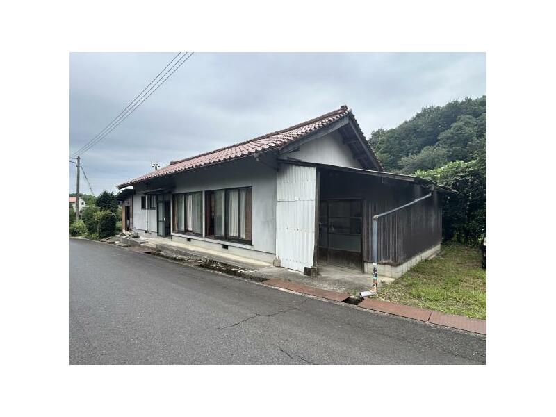 Izumo-shi, Hiebaru-cho (Izumo-shi Sta.) Single story house, 2SDK

800,000 yen