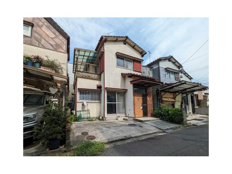 Nishinagato-cho, Matsuyama-city (Mitsuhama station) 2F 3DK

4,500,000 yen
