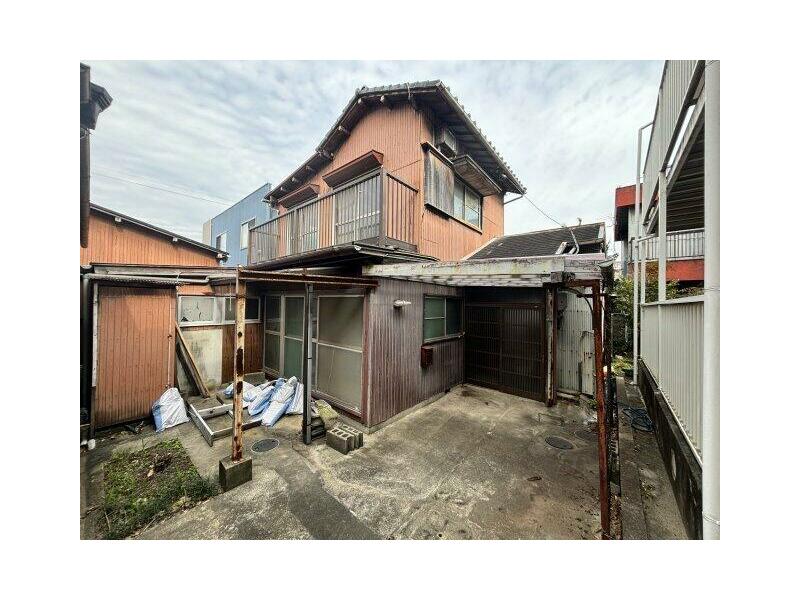 Tsu City, Kaigan-cho (Tsu Shinmachi Station) 2-story building, 5DK