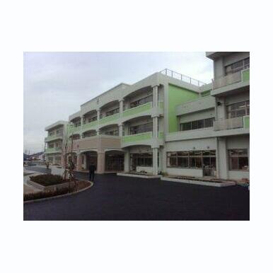 取手市立永山小学校 距離:717m