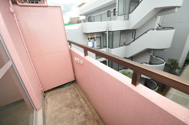 アットホーム クィンベーネ 2階 １ｋ 提供元 株 ウェル５５ ｆｉｎｅｌｉｆｅ須磨店 神戸市長田区の賃貸マンション