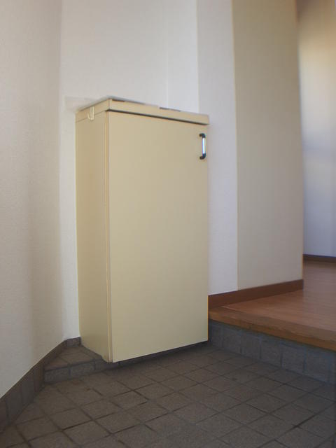 アットホーム トラストステージ蒔田 301 １ｋ 提供元 株 いわさき不動産 横浜市南区の賃貸マンション