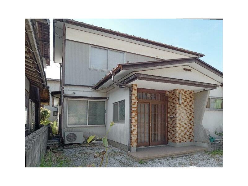 2F 6DK in Hirata-cho, Izumo-shi, Izumo (Unshu Hirata Sta.)

7.8 million yen