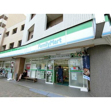 ファミリーマート 一之江七丁目店 距離:133m