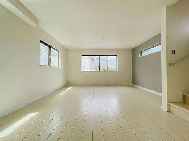 アットホーム 横浜市西区 北軽井沢 横浜駅 3階建 ３ｓｌｄｋ 横浜市西区の新築一戸建て 提供元 株 東宝ハウス横浜 一軒家 家の購入