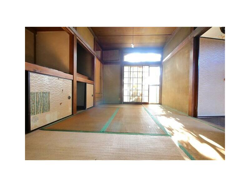 4-chome, Kamimachi, Yokosuka-shi, Yokosuka (Yokosuka Chuo Sta.) 2F 4LDK

2.8 million yen
