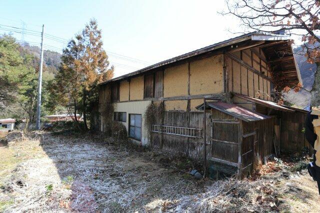 Nakanojo, Gunma property