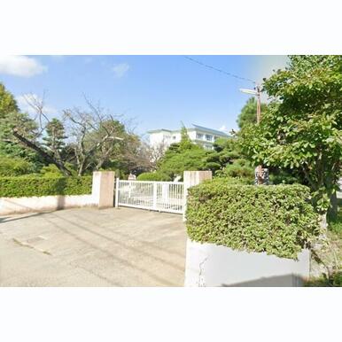 浜松市立与進中学校 距離:853m