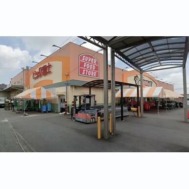 エブリィビッグデー 浜松笠井街道店 距離:1,009m