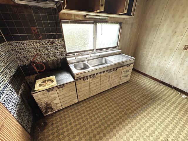 滝川市 有明町5丁目(滝川駅) 2階建 3LDK 5