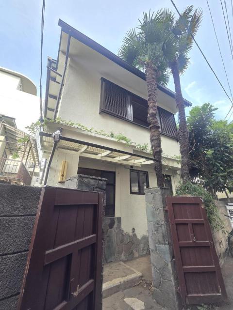 Cheap house for sale in Meguro, Tokyo