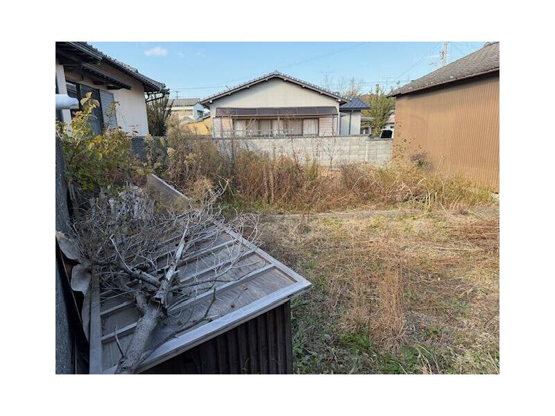 Aza Tsuji, Odera, Itano-cho, Itano-gun (Itano Sta.) Single story house, 2DK

1,980,000 yen