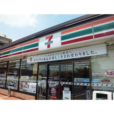 セブンイレブン 札幌北39条店 距離：178m