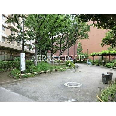 東大久保公園 距離：183m