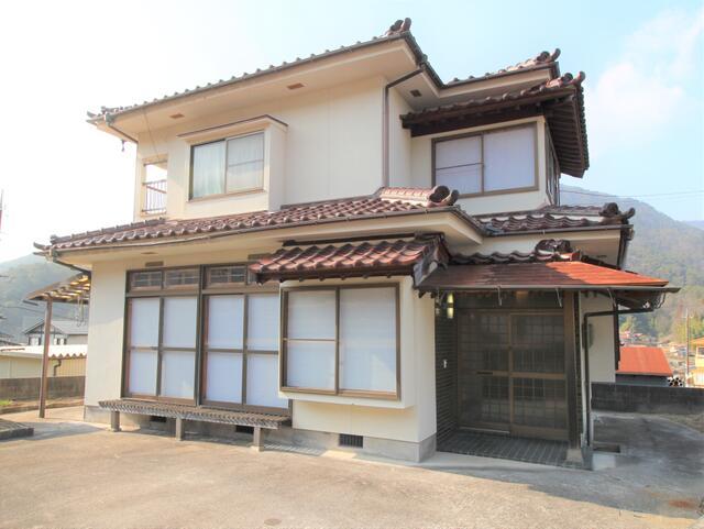 アットホーム 広島市安佐南区 沼田町大字吉山 大原駅 2階建 ５ｄｋ 広島市安佐南区の中古一戸建て 提供元 センチュリー２１ リベルテ 株 一軒家 家の購入