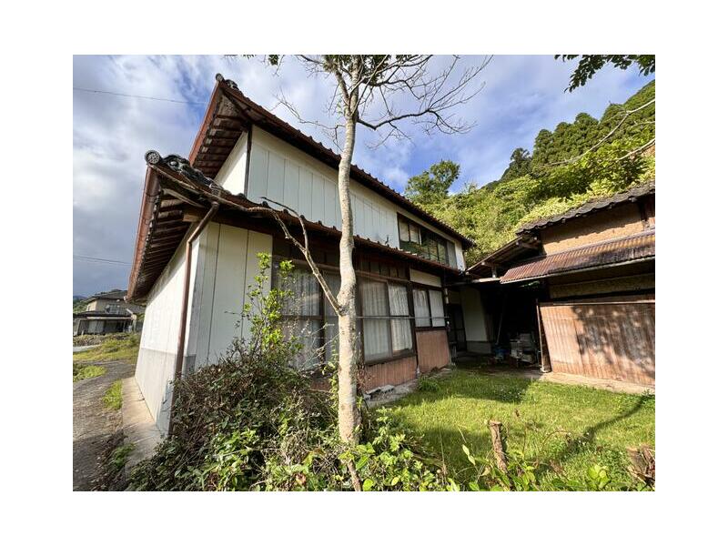 Oaza Fukui, Higashimine Village, Asakura District 2-story building 4LDK