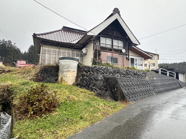 Cheap house for sale in Nishimurayama, Yamagata