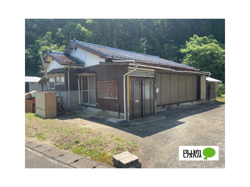 1-story building, 3DK in Kamimachi, Sasebo City (Emure Kamimachi Station)