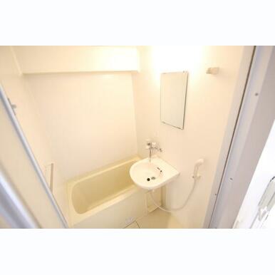 ※別部屋の写真です