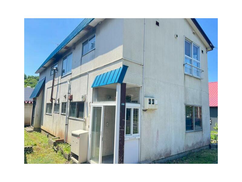 Otaru City Nagahashi 4-chome (Otaru Station) 2-story 6LDK