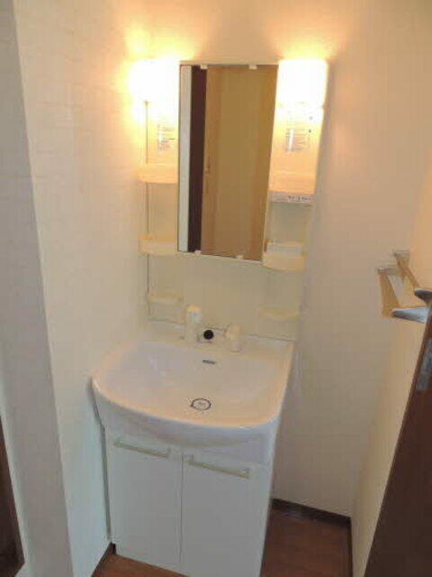 アットホーム クレスト木風 １０２ ２ｋ 提供元 シャーメゾンショップ 株 プラム 佐世保市の賃貸アパート