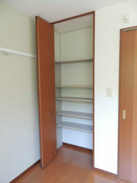 アットホーム クレスト木風 １０２ ２ｋ 提供元 シャーメゾンショップ 株 プラム 佐世保市の賃貸アパート