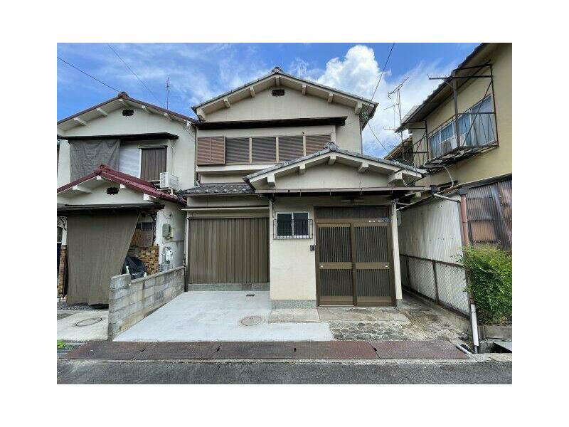 Otsu City, Mise 1-chome (Minami Shiga Station) 2-story building 5DK