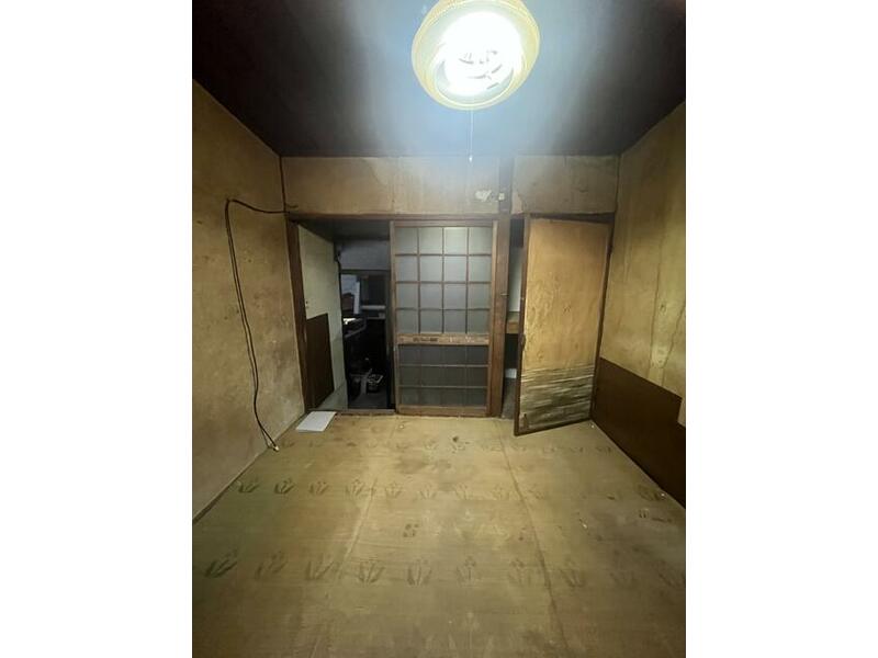 2F 3K, Chojamachi, Nagata-ku, Kobe-shi, Hyogo (Maruyama Sta.)

1,000,000 yen